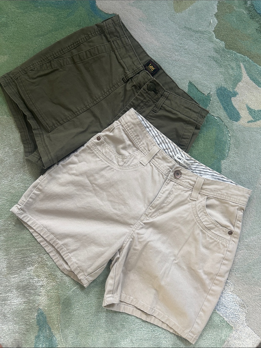 2-Piece Lot Women’s Lee Cargo-Style Shorts, Olive and Cream, size 4M